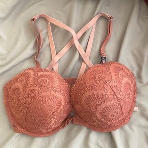 NWT Front close VS bra
